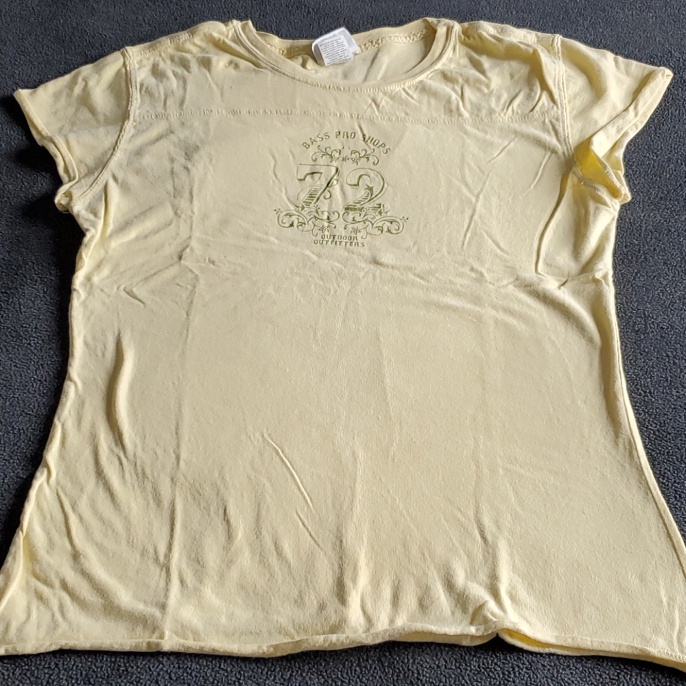 Bass Pro Shop T-shirt - Picture 2 of 6